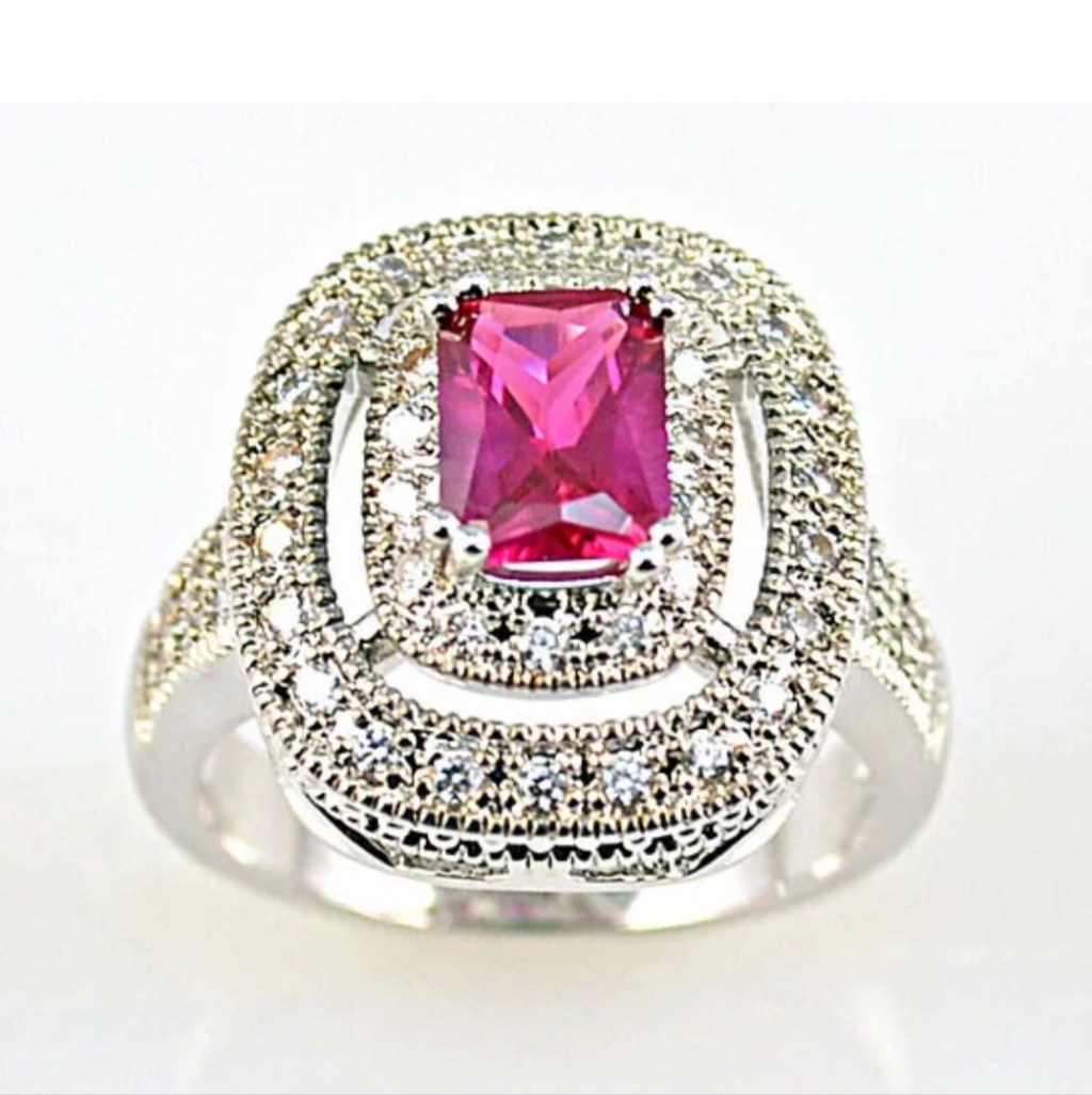 Ruby Cz Gorgeous Ring Size 7
